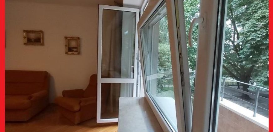 Ciekawe mieszkanie przy Łazienkach królewskich