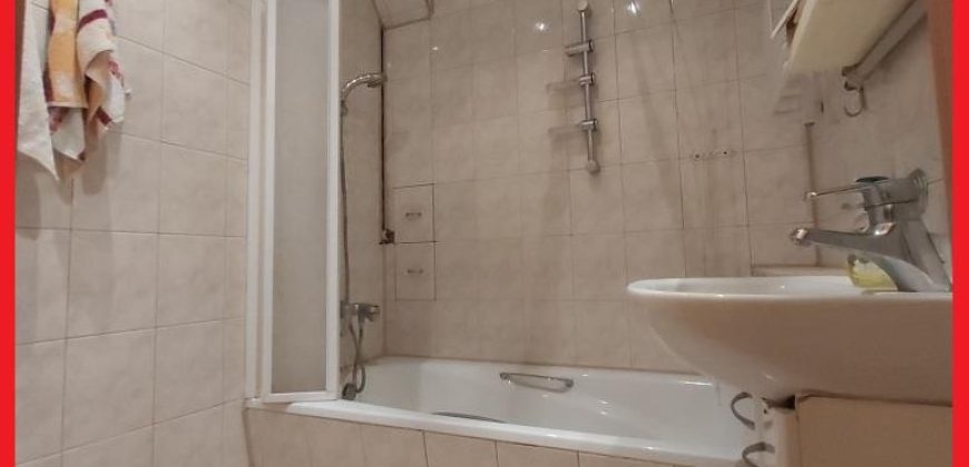 Ciekawe mieszkanie przy Łazienkach królewskich