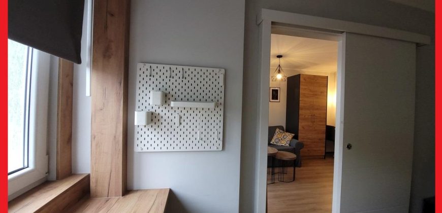 Eleganckie 2 pokoje z loggią na Powiślu – WOLNE !